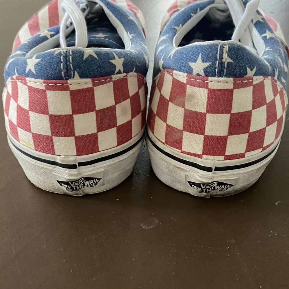 Vans Era Star Spangled Banner Red White and Blue Classics Men's 10.5 Women's 12 - Picture 2 of 8